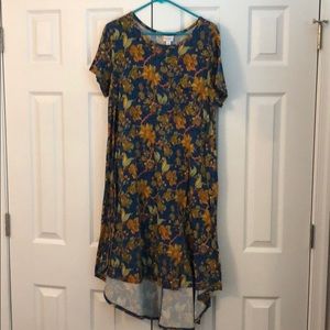 Large Lularoe Carly dress
